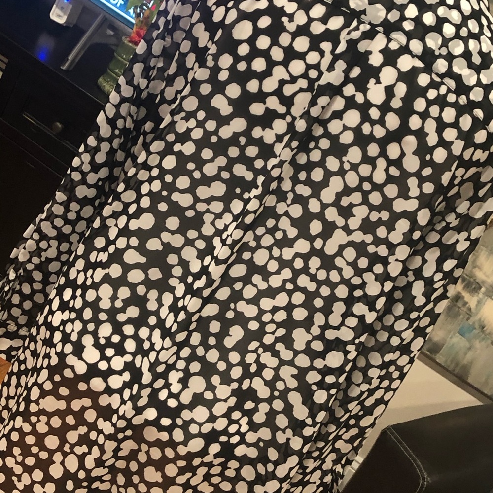 Shirt - Picture 3 of 4